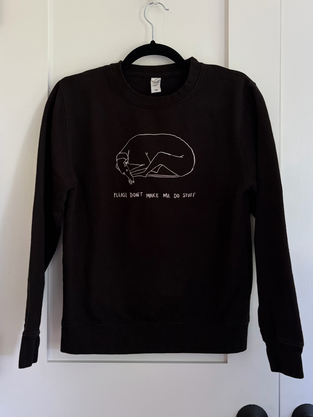 Women’s Graphic Sweatshirt Black Size XS - Perfect for dog lovers!
